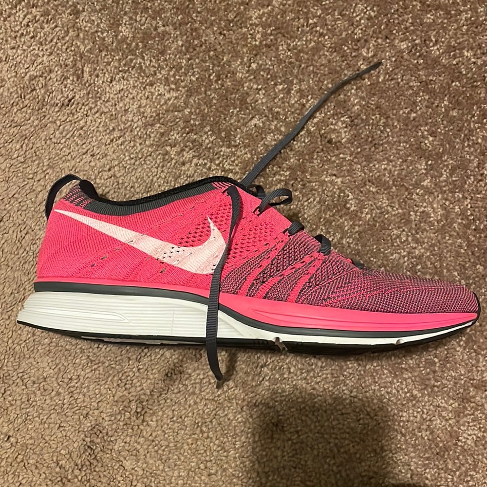 Nike flyknit trainer